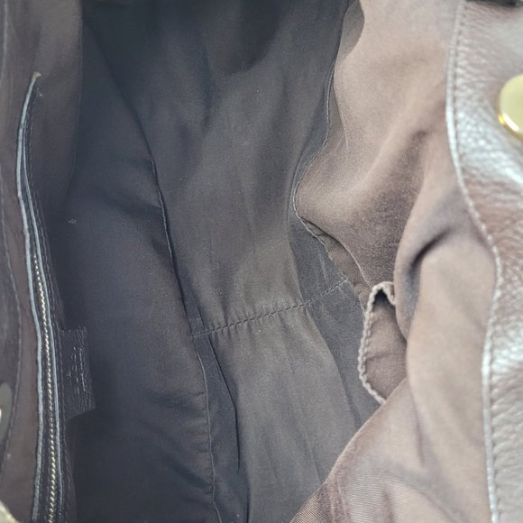 GUCCI G Logo Shoulder Bag - Picture 8 of 13